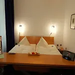Riehmers Hofgarten Hotel 4*